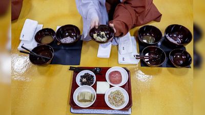 Korean Temple Food is recently designated as a National Intangible Cultural Heritage.
