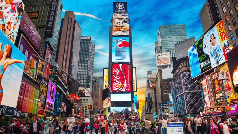 Weaker Euro draws more tourists to Europe for Summer