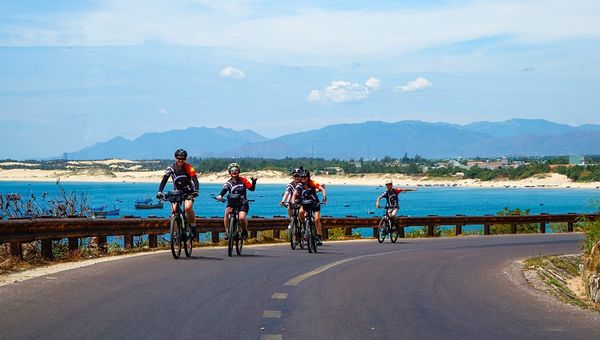The acquisition of Grasshopper Adventures will expand Discova's sustainable bicycle tour offerings. The acquisition of Grasshopper Adventures will expand Discova's sustainable bicycle tour offerings.