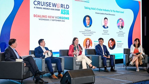 From left: Travel Weekly’s Arnie Weissmann, Royal Caribbean’s Chad Grospe, Disney Cruise Line’s Sarah Fox, StarDream Cruises' Michael Goh and Travel Weekly Asia’s Xinyi Liang-Pholsena. From left: Travel Weekly’s Arnie Weissmann, Royal Caribbean’s Chad Grospe, Disney Cruise Line’s Sarah Fox, StarDream Cruises' Michael Goh and Travel Weekly Asia’s Xinyi Liang-Pholsena.