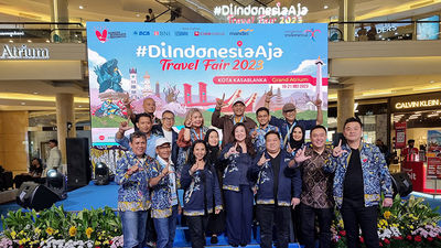 The 15th ASTINDO Travel Fair offers promotional flight and tour packages, aligning with the government's goal of 1.4 billion domestic tourists.