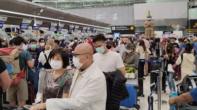 Airlines and airports are struggling with travel recovery. Queues at Suvarnabhumi International Airport.