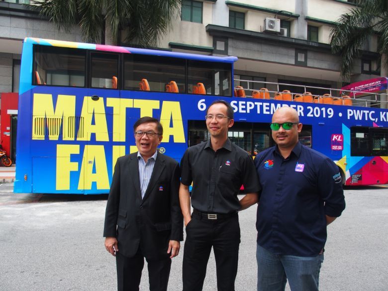 Left to right: MATTA CEO Phua Tai Neng; MATTA honorary sec-gen Nigel Wong; and Mohd Fazrudi Mohd Rohdzi, Head of Department (Operational & Technical) Elang Wah Sdn Bhd.