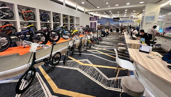 During the pandemic, EU Holidays started showcasing and selling foldable bikes at its Suntec City store, a reflection of the company's business diversification.