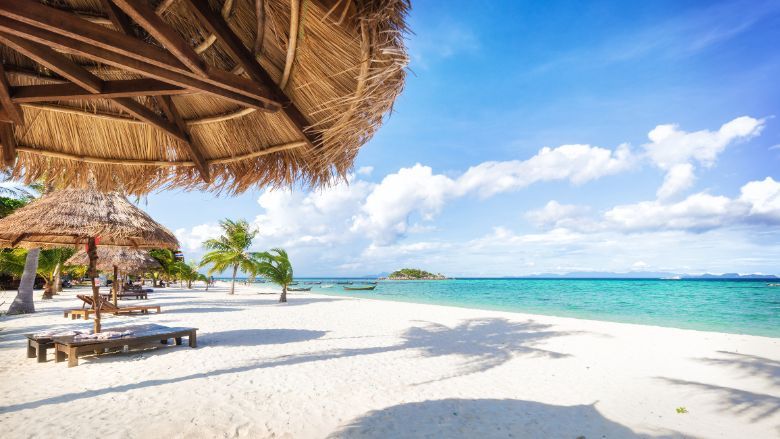 Travel agents are being caught in a double whammy when clients cancel or postpone their holidays, says MATTA president.