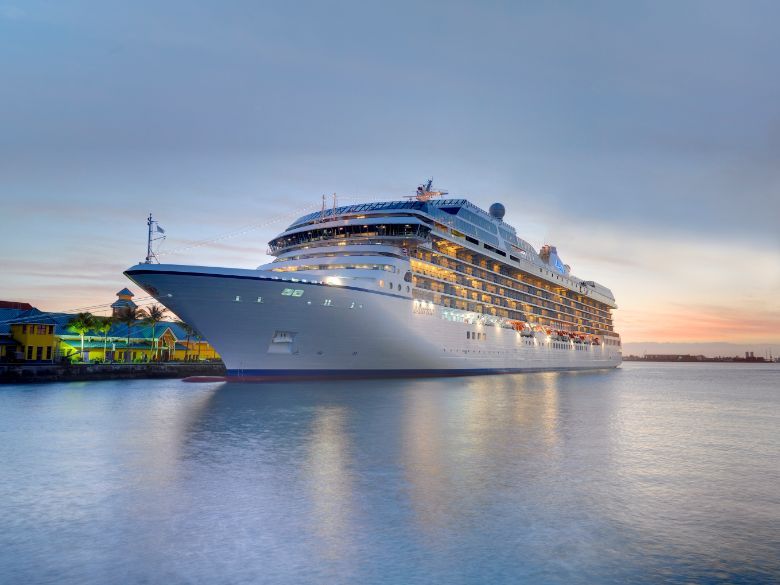 Oceania Cruises’ new Online Training Platform comprises six concise and engaging learning modules.