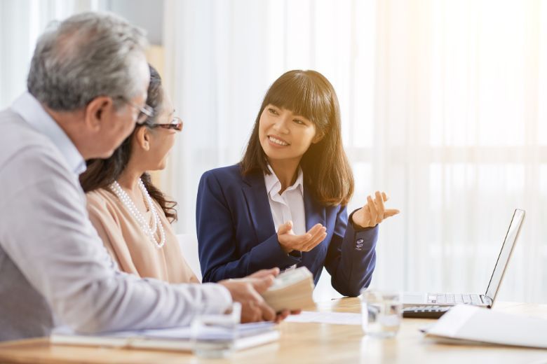 Advisors' personal experiences can include protocols, Covid testing, the airport experience, and what to expect in terms of resort activities and excursions.