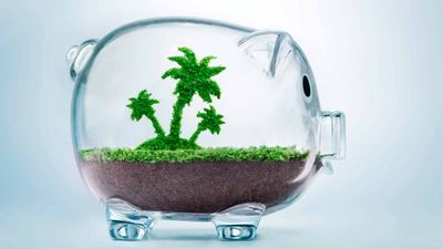 Room tax is hurting inbound tourism, according to travel agents’ association.