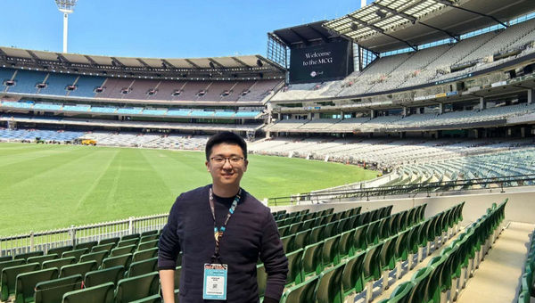 Vincent Wang利用他的IT背景来介绍CRM系统，数字营销和合作伙伴关系，在保留个性化客户服务的同时使Mirage Travel现代化。