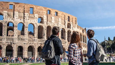 Leading destinations like Rome, Paris, Tokyo, Seoul, and Singapore are experiencing robust recovery.