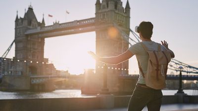 McKinsey explores the potential of virtual travel in the metaverse, highlighting opportunities and challenges for the industry.