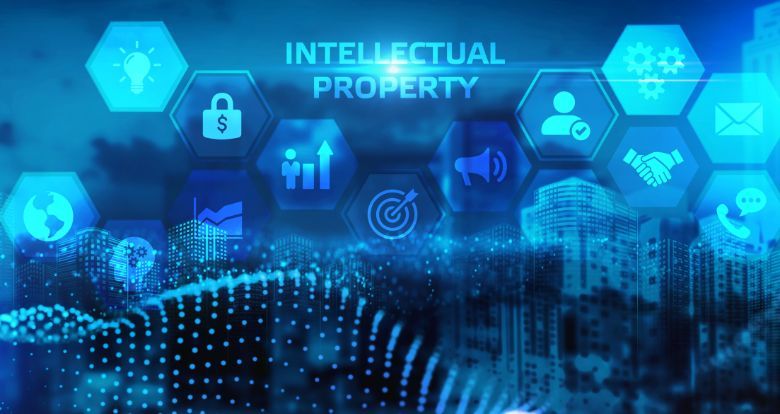 American Express Global Business Travel has been awarded two new US patents for technology designed for use by corporate travellers and travel managers.
