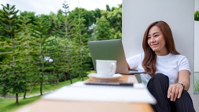 Governments that fail to address remote work in immigration policies is “a missed opportunity”, says a new report from the Migration Policy Institute.