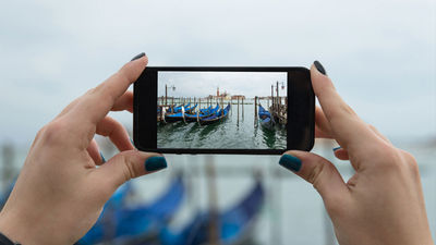 The solution is beneficial for both the traveller and the industry as a whole.