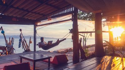 From living the digital nomad life, Airbnb's Steven Liew identified the specific type of amenities that digital nomads need in their accommodations.