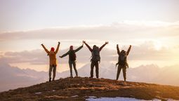 Four traveller tribes emerging in 2033: Excited Experientialists, Memory Makers, Travel Tech-fluencers, Pioneer Pathfinders.
