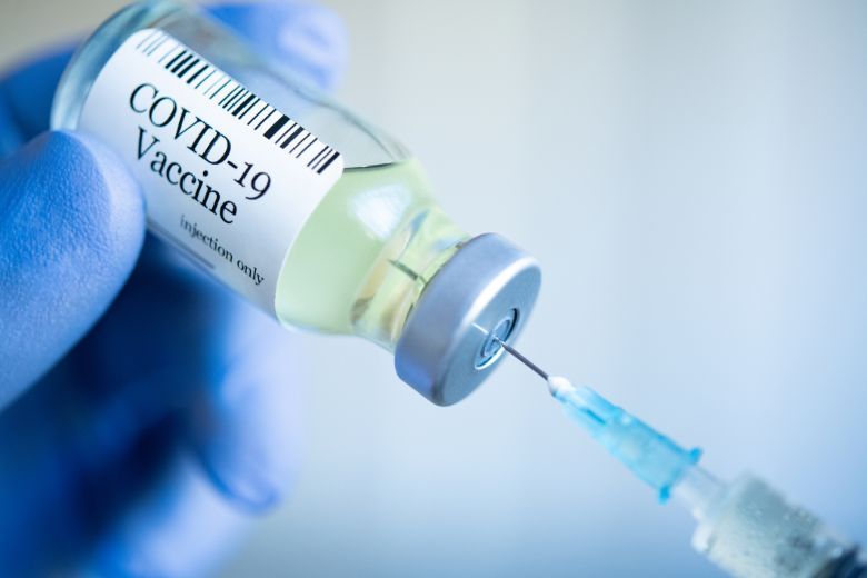 Tourism entities are counting on the new Covid vaccines, but the rollout process has been slow and uneven.