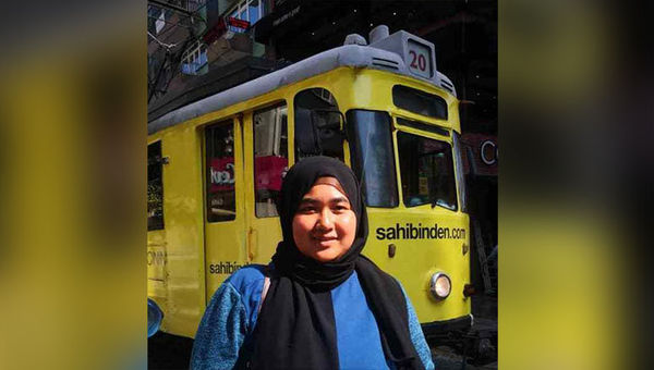 Nursyuhada Abd Aziz has observed that more travellers are booking trips through agents.