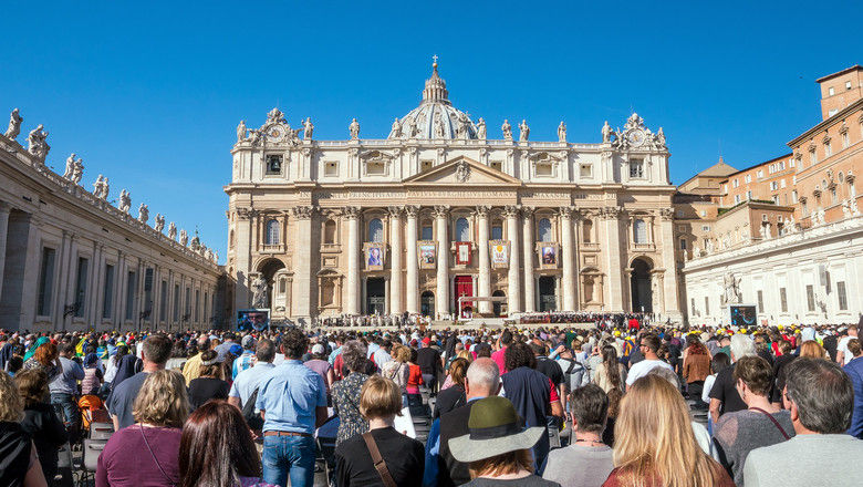 Rome is banning key boxes on short-term rentals for safety against terrorism, as it prepares for the Vatican’s Holy Jubilee year in 2025.