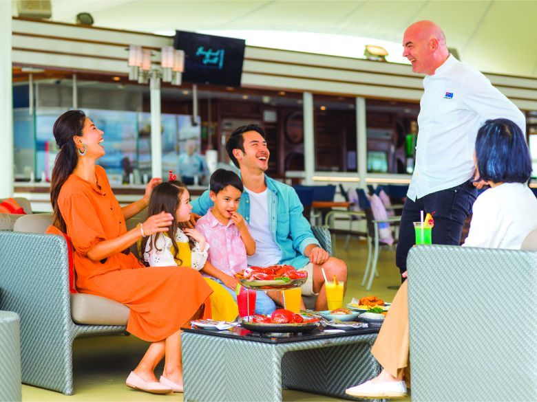 CNdestinationanz160819-Explorer-Dream-Seafood-Grill-by-Mark-Best CNdestinationanz160819-Explorer-Dream-Seafood-Grill-by-Mark-Best