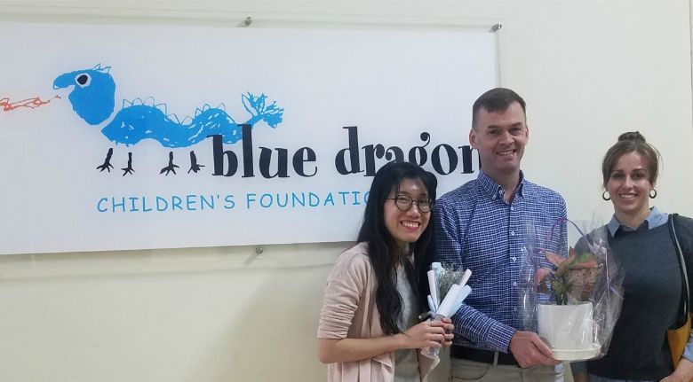 Blue_Dragon_Foundation_in_Hanoi_191217 Blue_Dragon_Foundation_in_Hanoi_191217