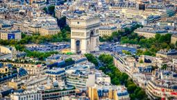 巴黎：香榭丽舍大街改造工程启动，迎接2024年奥运会