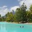 波拉波拉瑞吉度假村推出私家礁湖园探索及浮潜之旅
