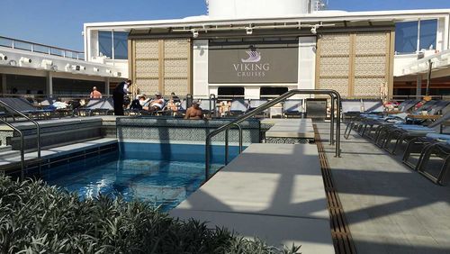 Dispatch, Viking Star: Soaking in the infinity pool