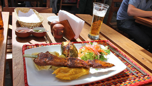 Dispatch, Peru: Stunt dining