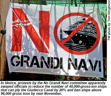 A banner by the No Grandi Navi committee.