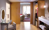 A Virgin Hotel Chicago guestroom.
