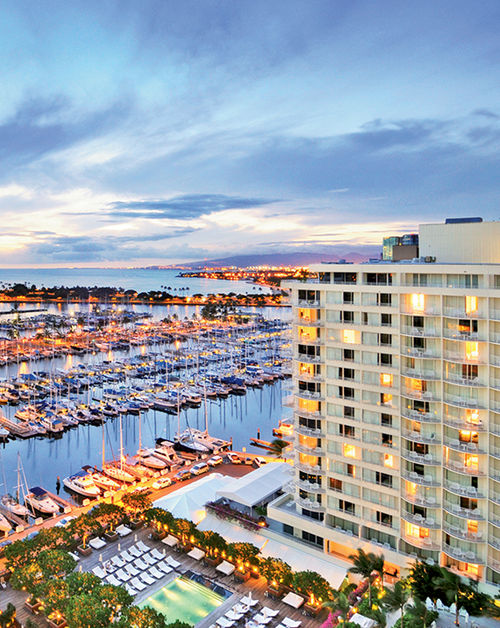 Due to owner dissatisfaction, the former Waikiki Edition became the Modern Honolulu in 2011. Due to owner dissatisfaction, the former Waikiki Edition became the Modern Honolulu in 2011.
