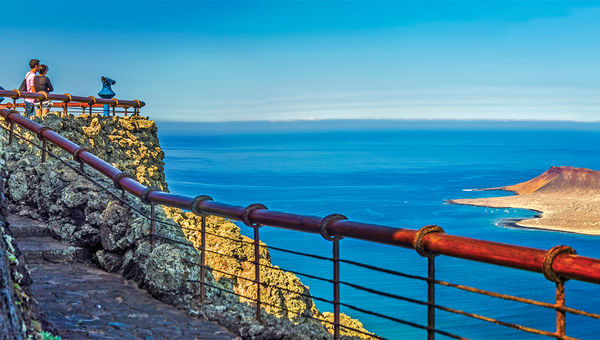 Mirador del Rio, set high atop a cliff, offers a view of the Chinijo archipelago. Mirador del Rio, set high atop a cliff, offers a view of the Chinijo archipelago.