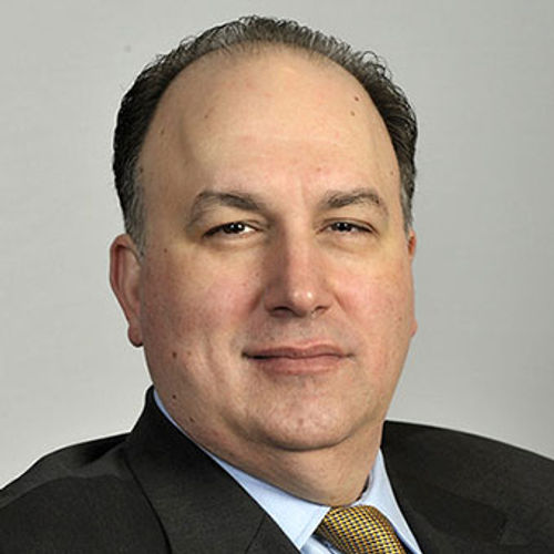 Travel Leaders promotes two executives