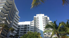 The Thompson Miami Beach opened in November 2014 in the mid-beach section of Miami Beach -- a location to watch as upscale properties have continued their northward march up Collins Avenue.