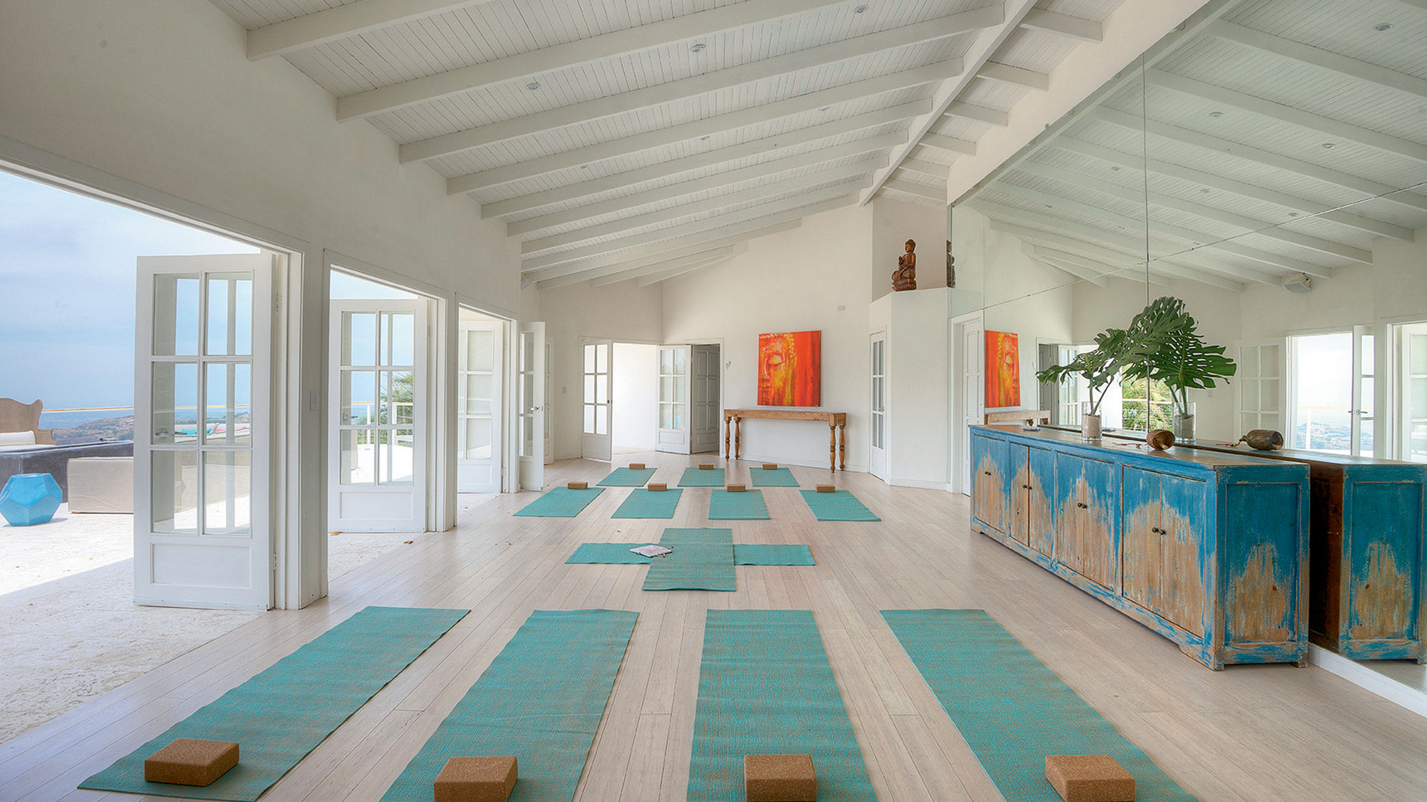 The Retreat in Costa Rica offers yoga classes and other wellness activities.