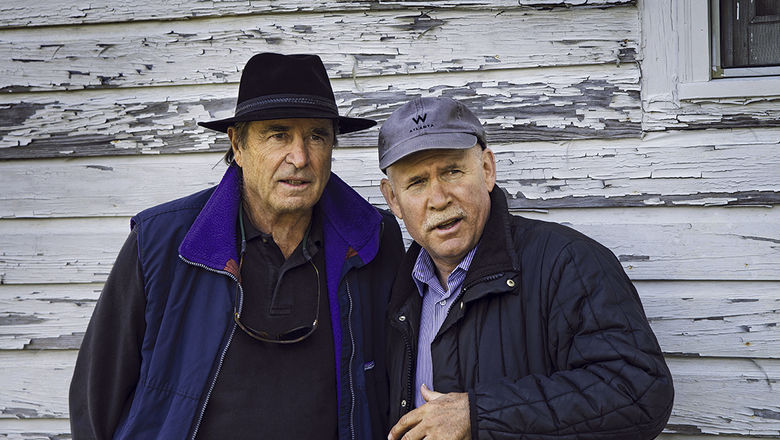 Paul Theroux, left, and Steve McCurry in Allendale, S.C.