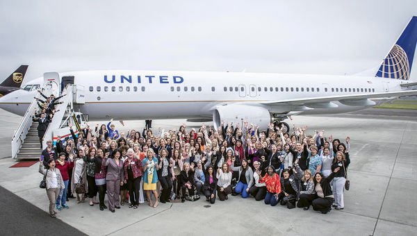 In May, an all-women crew, led by captain Jan Lumbrazo with about 100 female United Airlines employees, took delivery of a Boeing 737 aircraft. In May, an all-women crew, led by captain Jan Lumbrazo with about 100 female United Airlines employees, took delivery of a Boeing 737 aircraft.