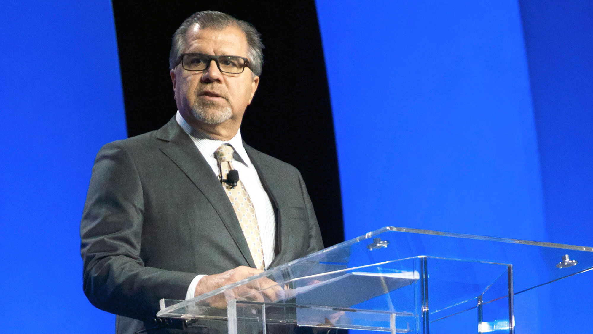 Frank Del Rio called the launch of Oceania Cruises "the biggest risk of my life."