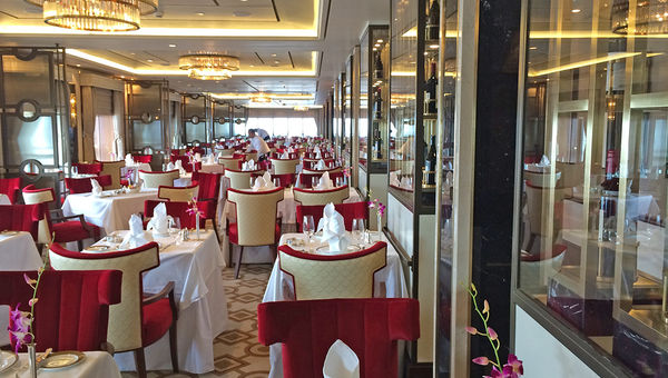 The Queens Grill was updated with new furnishings. Partitions along the outside wall edge into the room to break it up slightly. The Queens Grill was updated with new furnishings. Partitions along the outside wall edge into the room to break it up slightly.