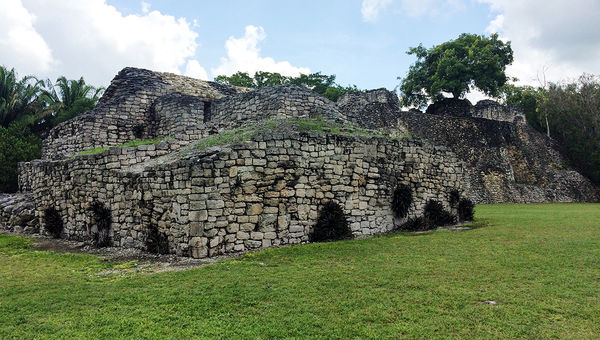 Kohunlich, southwest of Bacalar, is an important Maya city, with the largest number of constructions that are open to the public. Kohunlich, southwest of Bacalar, is an important Maya city, with the largest number of constructions that are open to the public.