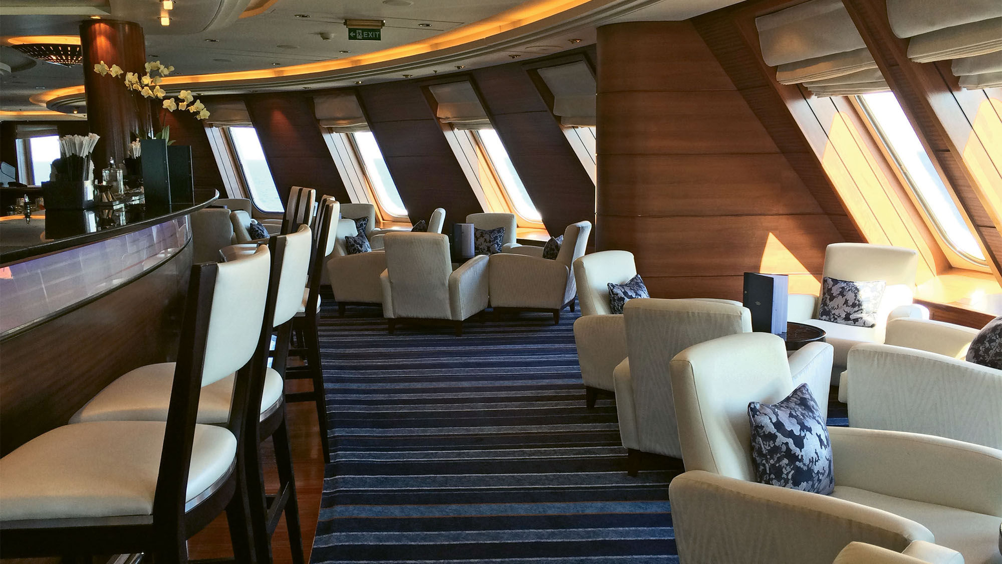 QM2 a voyage with updated elegance