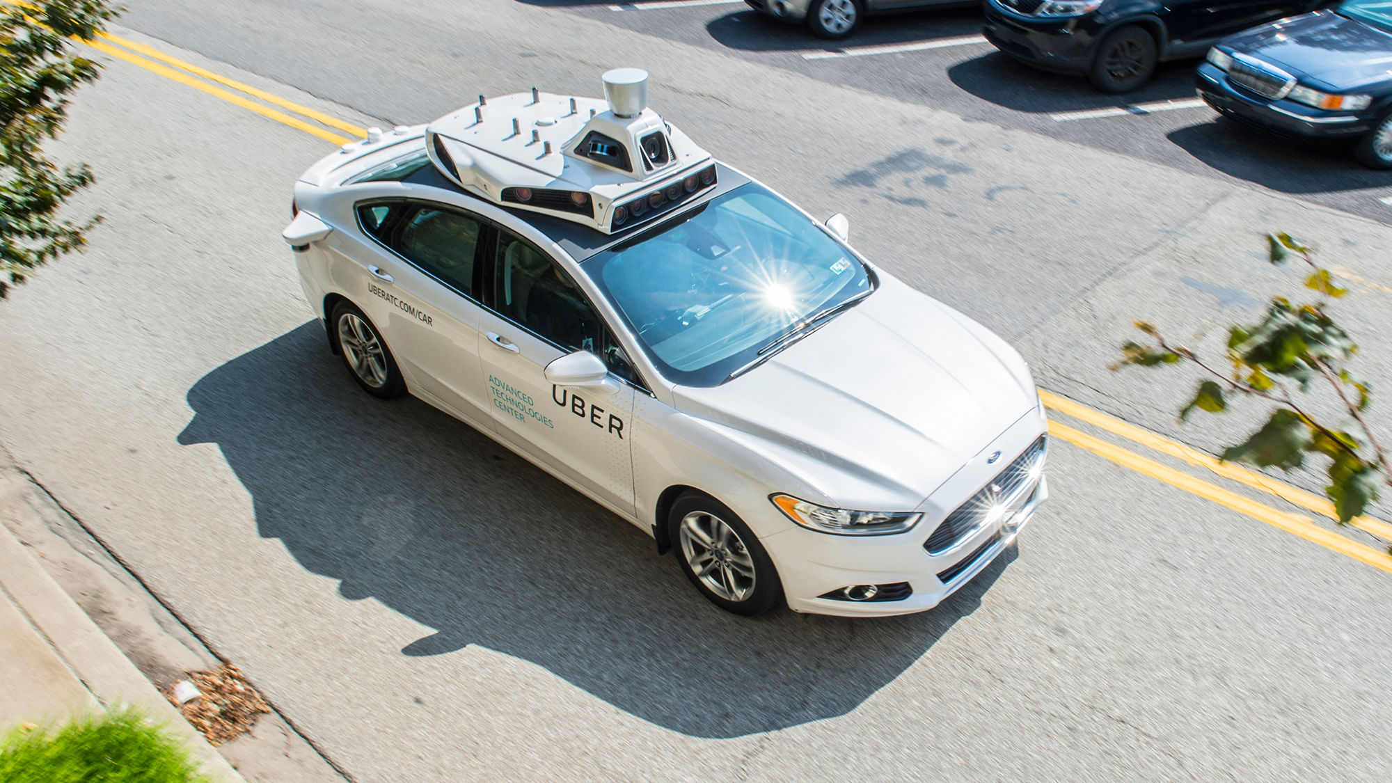 Uber resumes test of self-driving cars