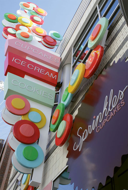 Sprinkles established a Las Vegas store at the Linq Promenade. Sprinkles established a Las Vegas store at the Linq Promenade.