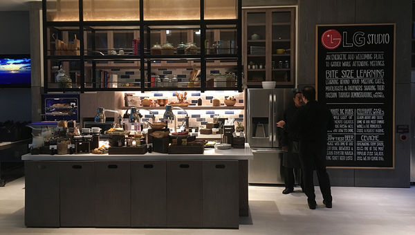 LG Studio is a pre-meeting food-and-beverage space. LG Studio is a pre-meeting food-and-beverage space.