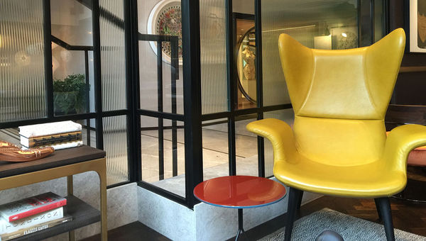 The check-in area in the Athenaeum Hotel & Residences in London's Mayfair district. The check-in area in the Athenaeum Hotel & Residences in London's Mayfair district.