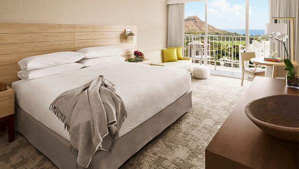 All 839 rooms and suites have been fully updated with 55-inch TVs, Keurig coffee makers and custom furnishings featuring wood and stone. All 839 rooms and suites have been fully updated with 55-inch TVs, Keurig coffee makers and custom furnishings featuring wood and stone.