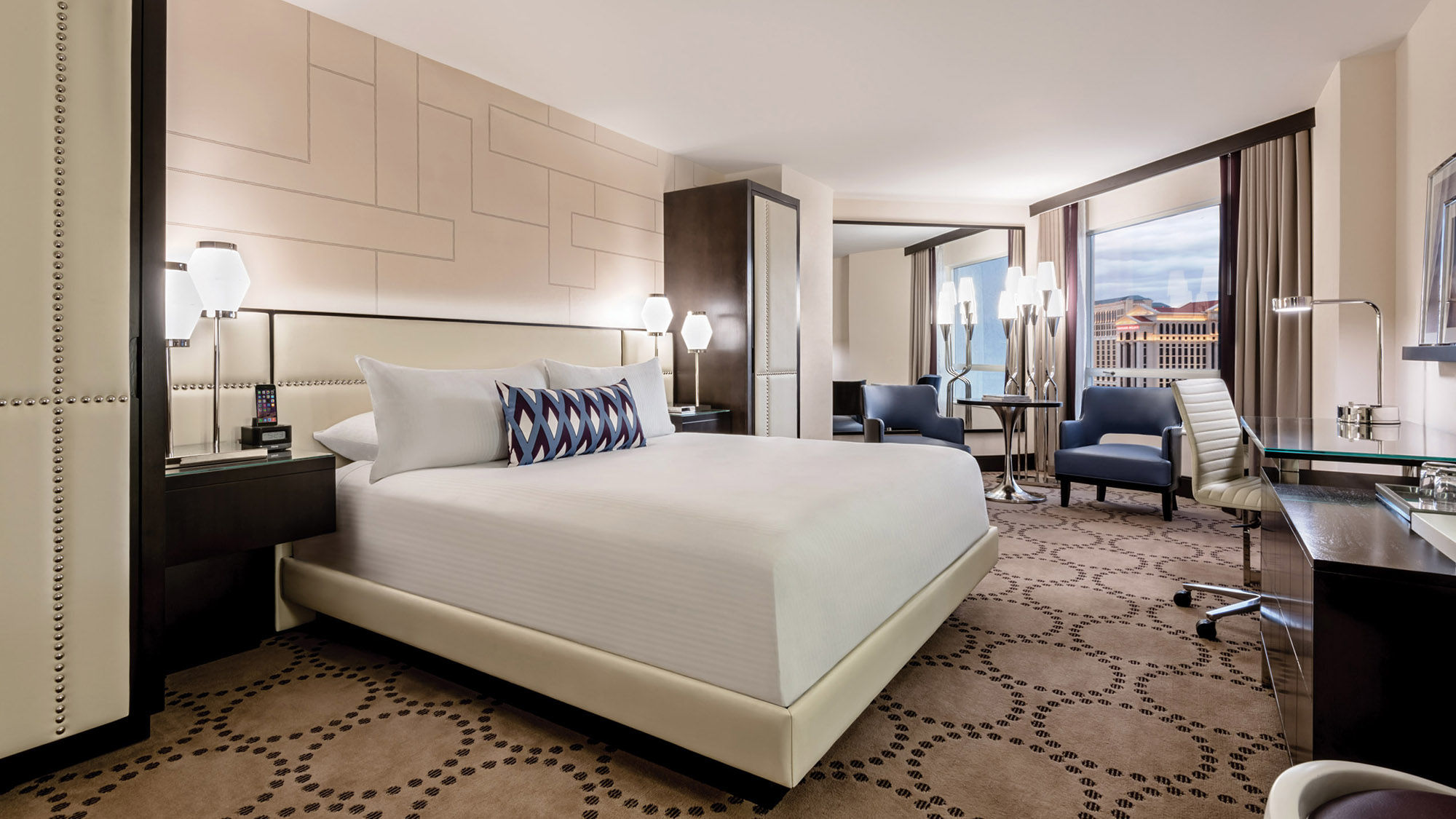 A king guestroom in the Valley Tower at Harrah's.