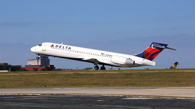 Delta anticipates demand surge from biz travelers after tax cut
