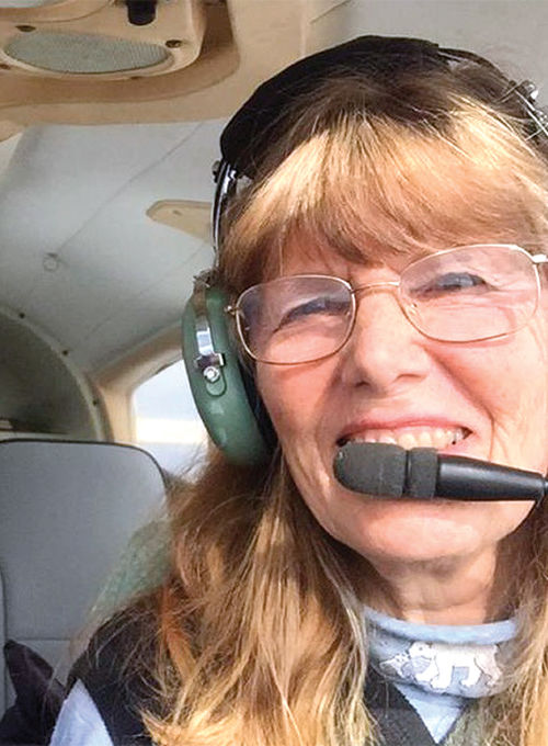Nina Anderson pilots a Cherokee Archer on a leisure run. Nina Anderson pilots a Cherokee Archer on a leisure run.